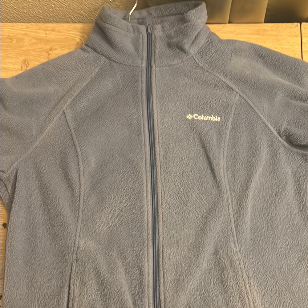 Columbia Light Gray Fleece Jacket